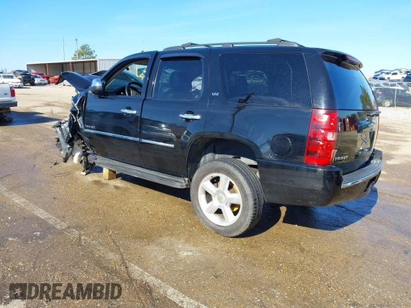 2009 Chevrolet Tahoe LTZ z VIN 1GNFK33049R297484, wystawiony jako IAAI lot #41305771 z przebiegiem 270 024 mil mil oraz . Historia ofert i sprzedaży dostępna na DreamBid. Obrazek 3.