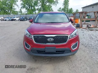 2018 Kia Sorento LX z VIN 5XYPGDA38JG421230, wystawiony jako IAAI lot #42213497 z przebiegiem 146 000 mil mil oraz . Historia ofert i sprzedaży dostępna na DreamBid. Obrazek 12.