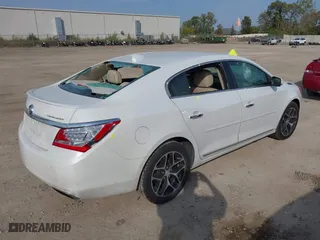 2016 Buick LaCrosse Sport Touring with VIN 1G4G45G37GF281927, listed as a IAAI auction lot 40585842 with 116,409 mi miles. Bid and sale history available at carsss.com. Image 4.