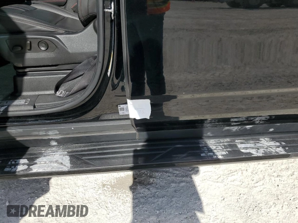 2022 Chevrolet Suburban with VIN 1GNSCEKT7NR222257, listed as a Copart auction lot 84840904 with 113,761 mi miles and Salvage title. Bid and sale history available at DreamBid. Image 13.