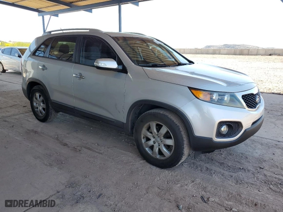 2013 Kia Sorento LX with VIN 5XYKT4A62DG358176, listed as a Copart auction lot 54159245 with 142,367 mi miles and Clean Title. Bid and sale history available at carsss.com. Image 4.