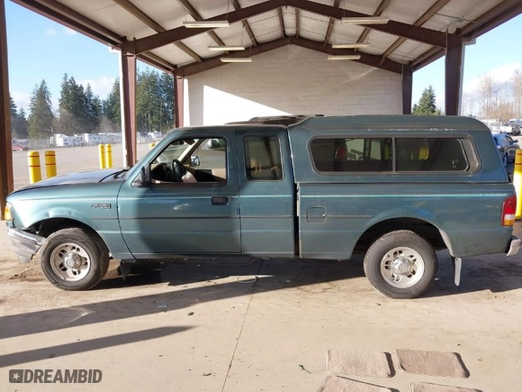 1997 Ford Ranger XL with VIN 1FTCR14A6VPB37129, listed as a IAAI auction lot 41745942 with 261,135 mi miles. Bid and sale history available at carsss.com. Image 14.