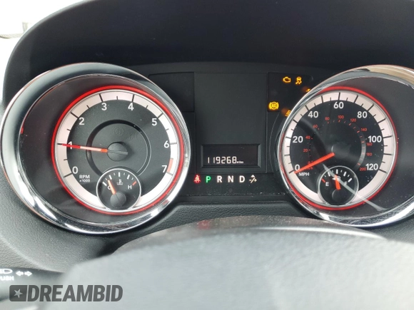 2019 Dodge Grand Caravan SXT with VIN 2C4RDGCGXKR807759, listed as a Copart auction lot 89106635 with 119,268 mi miles and Clean Title. Bid and sale history available at DreamBid. Image 9.