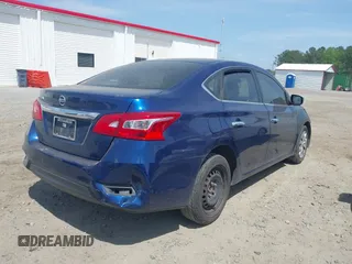 2017 Nissan Sentra S z VIN 3N1AB7AP7HY380915, wystawiony jako IAAI lot #42082034 z przebiegiem 152 808 mil mil oraz . Historia ofert i sprzedaży dostępna na DreamBid. Obrazek 4.