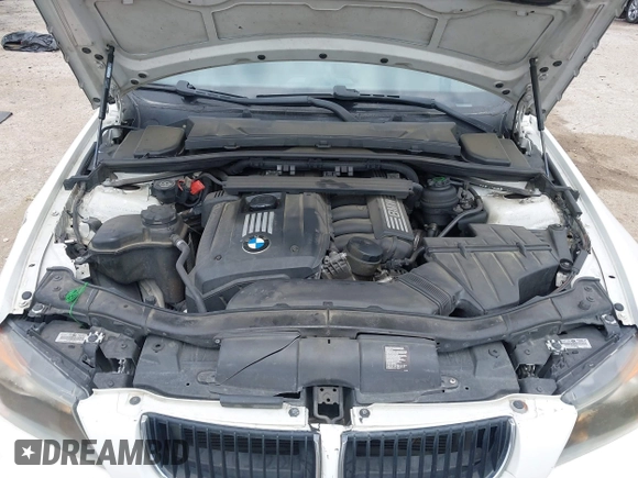2008 BMW 3 Series 328i with VIN WBAVA37518NL53526, listed as a IAAI auction lot 41956298 with 208,586 mi miles and . Bid and sale history available at DreamBid. Image 10.