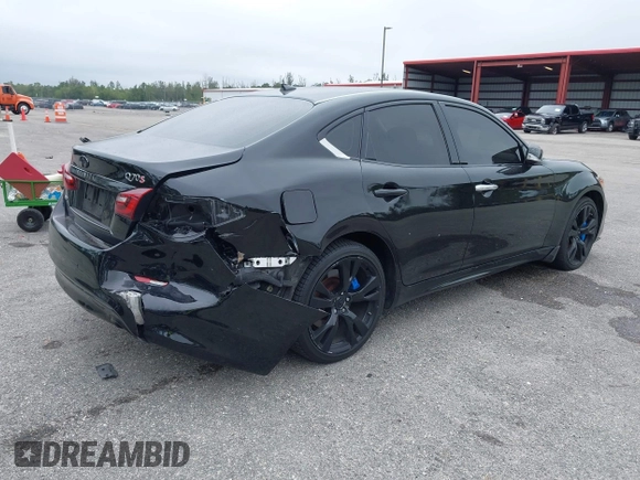 2015 Infiniti Q70 z VIN JN1BY1AR6FM561165, wystawiony jako IAAI lot #41622832 z przebiegiem 121 522 mil mil oraz . Historia ofert i sprzedaży dostępna na DreamBid. Obrazek 4.