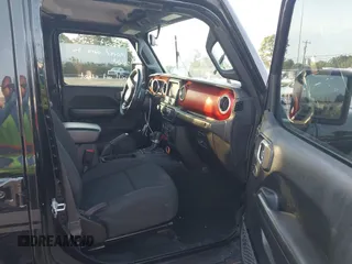 2020 Jeep Wrangler Unlimited Rubicon с VIN 1C4HJXFN1LW115137, выставлен на аукционе IAAI как лот 42149112 с пробегом 54 881 миль миль и . История ставок и продаж доступна на DreamBid. Изображение 5.