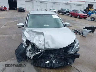 2019 Nissan Sentra S z VIN 3N1AB7AP7KY425276, wystawiony jako IAAI lot #41745256 z przebiegiem 72 306 mil mil oraz . Historia ofert i sprzedaży dostępna na DreamBid. Obrazek 13.