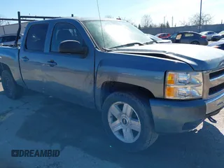 2008 Chevrolet Silverado 1500 1LT with VIN 3GCEC13058G241848, listed as a IAAI auction lot 41666528 with 192,032 mi miles and . Bid and sale history available at DreamBid. Image 6.