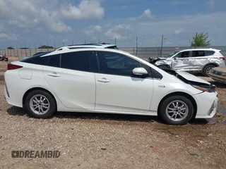 2017 Toyota Prius Plus with VIN JTDKARFP8H3041212, listed as a IAAI auction lot 42310483 with 77,217 mi miles and . Bid and sale history available at DreamBid. Image 13.