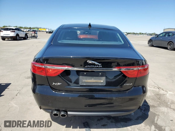 2017 Jaguar XF 20d Premium with VIN SAJBD4BNXHCY43163, listed as a Copart auction lot 39638624 with 30,436 mi miles. Bid and sale history available at carsss.com. Image 6.