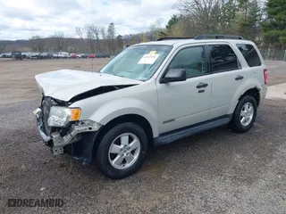 2008 Ford Escape XLT with VIN 1FMCU93ZX8KB33764, listed as a IAAI auction lot 42037456 with 195,047 mi miles. Bid and sale history available at carsss.com. Image 21.