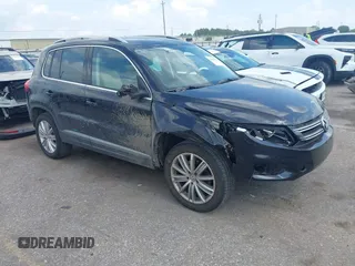 2016 Volkswagen Tiguan R-Line with VIN WVGAV7AX4GW602817, listed as a IAAI auction lot 42460344 with 124,612 mi miles and . Bid and sale history available at DreamBid. Image 1.
