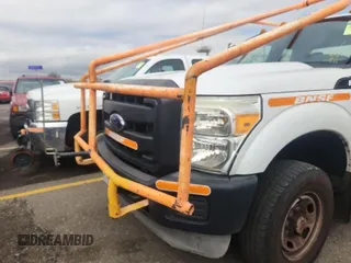 2013 Ford F-250 XL с VIN 1FD7X2B67DEB81254, выставлен на аукционе IAAI как лот 42100984 с пробегом 205 100 миль миль и . История ставок и продаж доступна на DreamBid. Изображение 1.