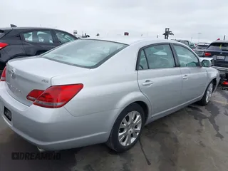 2008 Toyota Avalon XL with VIN 4T1BK36B18U283781, listed as a IAAI auction lot 42146934 with 59,809 mi miles. Bid and sale history available at carsss.com. Image 4.
