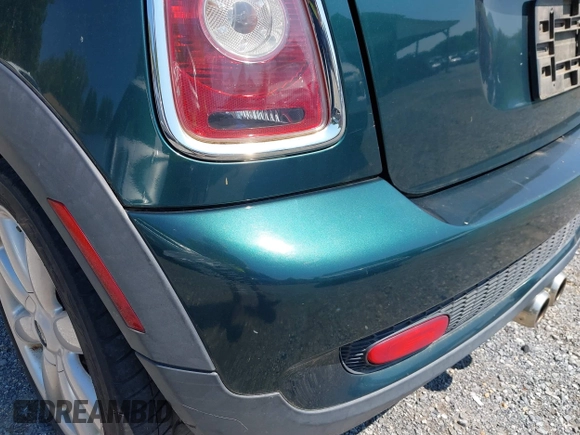 2007 MINI Hardtop S z VIN WMWMF73547TL83771, wystawiony jako IAAI lot #42683154 z przebiegiem 137 360 mil mil oraz . Historia ofert i sprzedaży dostępna na DreamBid. Obrazek 12.