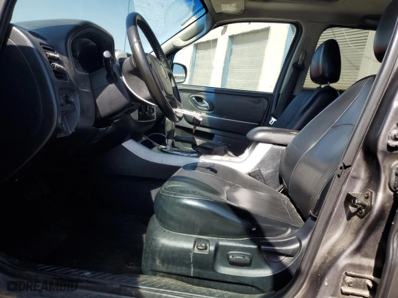 2006 Mercury Mariner Luxury with VIN 4M2YU56176KJ15836, listed as a Copart auction lot 48988075 with 223,970 mi miles and Clean Title. Bid and sale history available at carsss.com. Image 7.