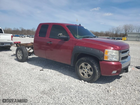 2007 Chevrolet Silverado 1500 LT w/1LT with VIN 2GCEK19J471664625, listed as a Copart auction lot 50415195 with 182,171 mi miles and Salvage Title. Bid and sale history available at carsss.com. Image 4.