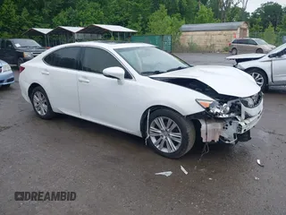 2015 Lexus ES 330 z VIN JTHBK1GG6F2173058, wystawiony jako IAAI lot #42441478 z przebiegiem 105 969 mil mil oraz . Historia ofert i sprzedaży dostępna na DreamBid. Obrazek 1.