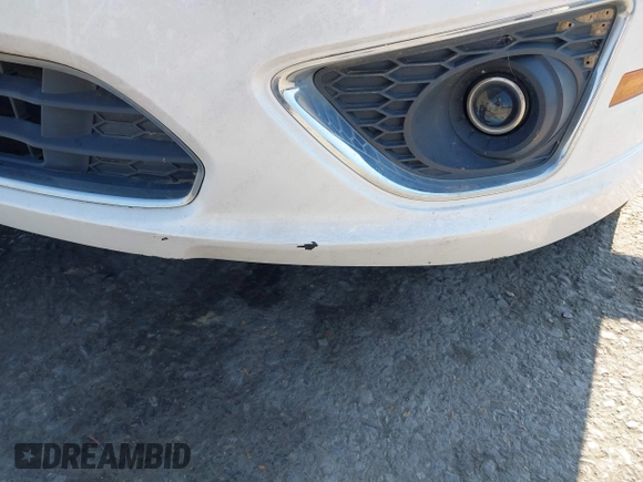 2010 Ford Fusion Hybrid с VIN 3FADP0L3XAR149879, выставлен на аукционе IAAI как лот 42628555 с пробегом 82 855 миль миль и . История ставок и продаж доступна на DreamBid. Изображение 6.
