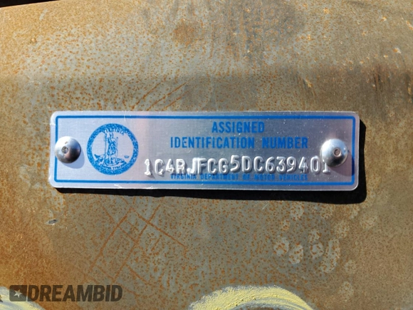 2013 Jeep Grand Cherokee Overland with VIN 1C4RJFCG5DC639401, listed as a Copart auction lot 79003094 with 0 mi miles and Salvage Title. Bid and sale history available at carsss.com. Image 14.