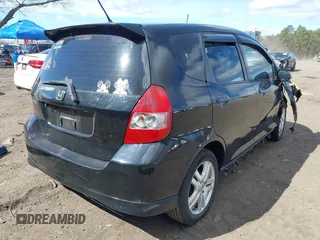 2008 Honda Fit Sport with VIN JHMGD38668S016439, listed as a IAAI auction lot 42052182 with 115,416 mi miles. Bid and sale history available at carsss.com. Image 4.