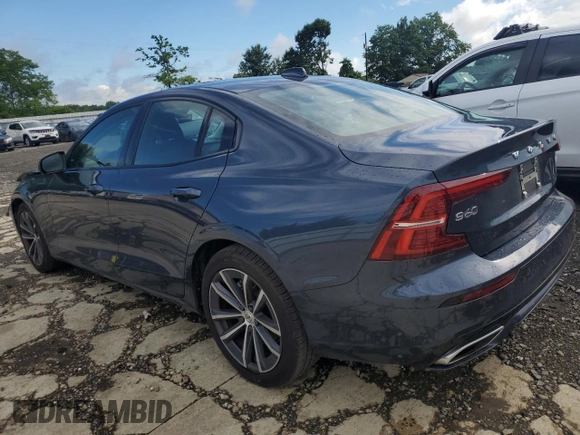 2022 Volvo S60 Momentum with VIN 7JRL12FZXNG161676, listed as a Copart auction lot 60475624 with 12,741 mi miles and Salvage Title. Bid and sale history available at carsss.com. Image 2.