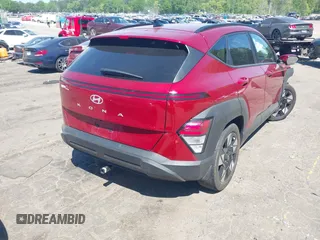 2025 Hyundai Kona SEL с VIN KM8HC3AB4SU213617, выставлен на аукционе IAAI как лот 42054129 с пробегом 16 162 миль миль и . История ставок и продаж доступна на DreamBid. Изображение 4.