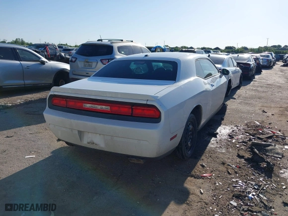 2013 Dodge Challenger SXT with VIN 2C3CDYAGXDH616189, listed as a IAAI auction lot 41979561 with 149,496 mi miles. Bid and sale history available at carsss.com. Image 4.