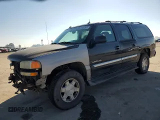 2005 GMC Yukon XL SLT with VIN 1GKFK16Z75J158678, listed as a Copart auction lot 50625435 with 217,013 mi miles and Salvage Title. Bid and sale history available at carsss.com. Image 1.