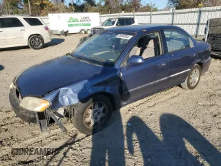 2004 Kia Spectra z VIN KNAFB121045315435, wystawiony jako Copart lot #83082084 z przebiegiem 94 974 mil mil oraz Czysty tytuł • Clean title. Historia ofert i sprzedaży dostępna na DreamBid. Obrazek 1.