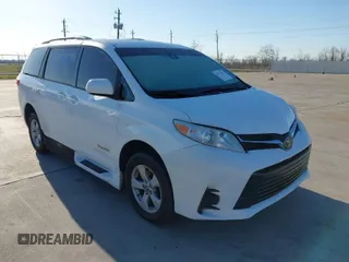 2019 Toyota Sienna LE Auto Access Seat with VIN 5TDKZ3DC7KS985028, listed as a IAAI auction lot 41757413 with 65,865 mi miles and . Bid and sale history available at DreamBid. Image 1.