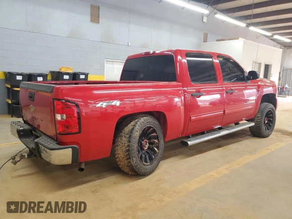 2011 Chevrolet Silverado 1500 LT with VIN 3GCPKSE34BG230422, listed as a Copart auction lot 49143085 with 283,750 mi miles and Salvage Title. Bid and sale history available at carsss.com. Image 3.