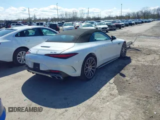 2023 Mercedes-Benz SL 63 AMG z VIN W1KVK8BB3PF014565, wystawiony jako IAAI lot #41953573 z przebiegiem 12 126 mil mil oraz . Historia ofert i sprzedaży dostępna na DreamBid. Obrazek 4.