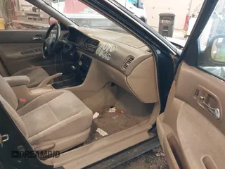 1997 Honda Accord EX с VIN 1HGCD5651VA243837, выставлен на аукционе IAAI как лот 42497303 с пробегом 292 510 миль миль и . История ставок и продаж доступна на DreamBid. Изображение 5.