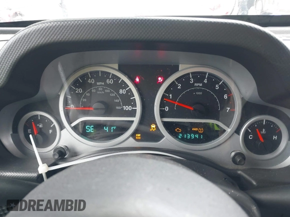 2008 Jeep Wrangler Unlimited Sahara with VIN 1J4GA59158L501099, listed as a IAAI auction lot 41743590 with 213,941 mi miles and . Bid and sale history available at DreamBid. Image 7.