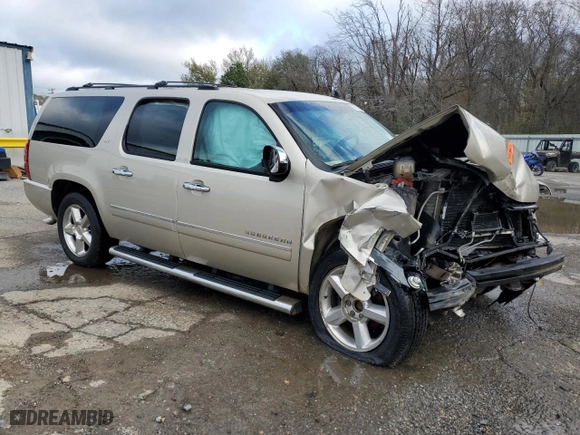 2014 Chevrolet Suburban LTZ with VIN 1GNSCKE08ER129201, listed as a Copart auction lot 86920874 with 149,468 mi miles and Salvage Title. Bid and sale history available at carsss.com. Image 4.