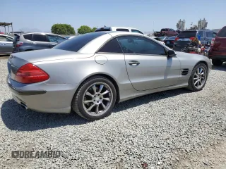 2005 Mercedes-Benz SL 500 with VIN WDBSK75F35F107247, listed as a Copart auction lot 57292925 with 128,300 mi miles and Clean Title. Bid and sale history available at DreamBid. Image 3.