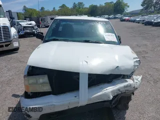 2000 GMC Sonoma SLS with VIN 1GTDT19W4YK230095, listed as a IAAI auction lot 41887818 with 232,455 mi miles and . Bid and sale history available at DreamBid. Image 12.