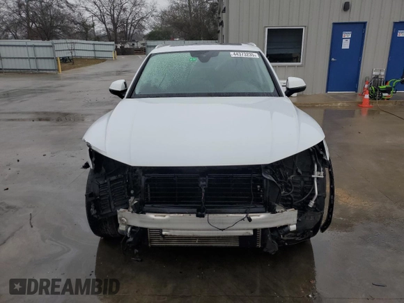 2020 Audi Q5 Premium Plus with VIN WA1BNAFYXL2013483, listed as a Copart auction lot 44373235 with 132,992 mi miles and Salvage Title. Bid and sale history available at carsss.com. Image 5.