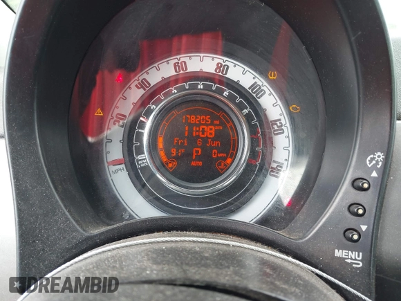 2013 FIAT 500 Pop z VIN 3C3CFFAR0DT548590, wystawiony jako IAAI lot #42442549 z przebiegiem 178 205 mil mil oraz . Historia ofert i sprzedaży dostępna na DreamBid. Obrazek 7.