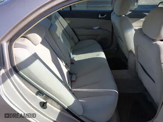 2006 Hyundai Sonata GLS with VIN 5NPEU46F86H036611, listed as a IAAI auction lot 42009572 with 96,154 mi miles. Bid and sale history available at carsss.com. Image 8.
