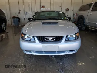 2001 Ford Mustang GT Deluxe with VIN 1FAFP42X91F185242, listed as a Copart auction lot 49330035 with 90,456 mi miles and Salvage Title. Bid and sale history available at carsss.com. Image 5.