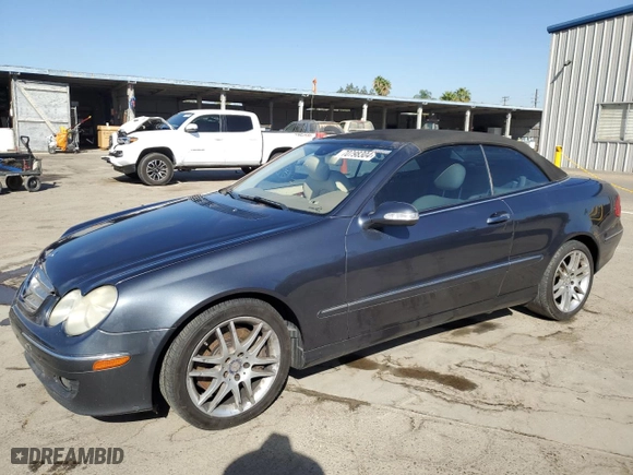 2009 Mercedes-Benz CLK-Class 3.5L with VIN WDBTK56F59T106776, listed as a Copart auction lot 70798304 with 150,603 mi miles and Clean Title. Bid and sale history available at carsss.com. Image 1.
