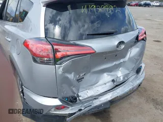 2018 Toyota RAV4 XLE with VIN 2T3WFREV9JW410102, listed as a IAAI auction lot 41929892 with 75,422 mi miles and . Bid and sale history available at carsss.com. Image 6.
