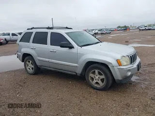2007 Jeep Grand Cherokee Limited z VIN 1J8HS58P77C501142, wystawiony jako IAAI lot #40972047 z przebiegiem 153 679 mil mil oraz . Historia ofert i sprzedaży dostępna na DreamBid. Obrazek 1.