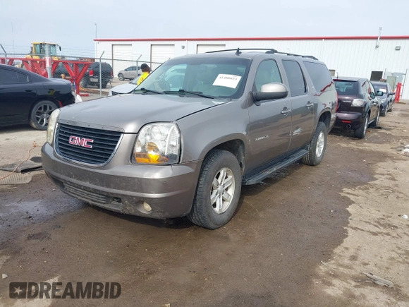 2012 GMC Yukon XL SLT with VIN 1GKS2KE78CR177257, listed as a IAAI auction lot 41488033 with 254,663 mi miles. Bid and sale history available at carsss.com. Image 17.