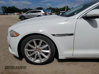 2015 Jaguar XJ with VIN SAJWA1CZ9F8V82974, listed as a Copart auction lot 59364344 with 64,012 mi miles and Salvage Title. Bid and sale history available at carsss.com. Image 12.