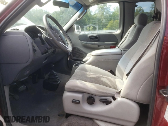 2003 Ford F-150 XL с VIN 1FTRX18LX3NA80535, выставлен на аукционе Copart как лот 61839854 с пробегом 291 397 миль миль и Списание • Salvage title. История ставок и продаж доступна на DreamBid. Изображение 7.