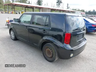 2009 Scion xB z VIN JTLKE50E291085390, wystawiony jako IAAI lot #42150125 z przebiegiem 170 928 mil mil oraz . Historia ofert i sprzedaży dostępna na DreamBid. Obrazek 3.